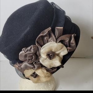 Vintage hat black clache tea wedding garden party retro elegance